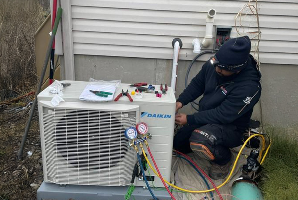 How AC Maintenance Extends the Lifespan of Your Comfort Technology